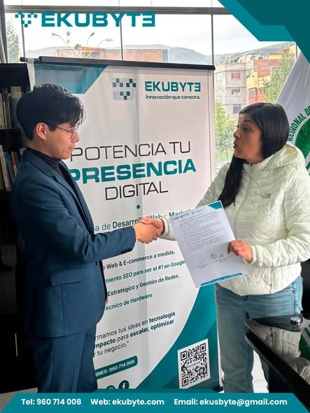 Ceremonia de firma del convenio EKUBYTE - CORLAD Junín